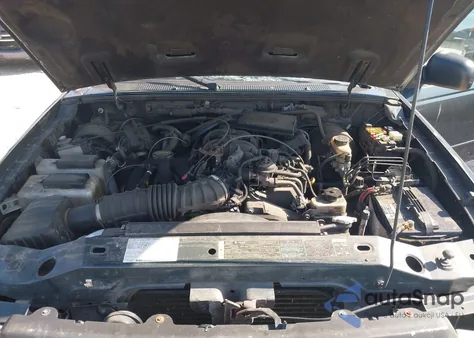 2004 Ford Ranger Edge/Tremor/Xlt from USA, damaged, VIN 1FTZR45E24PA62327